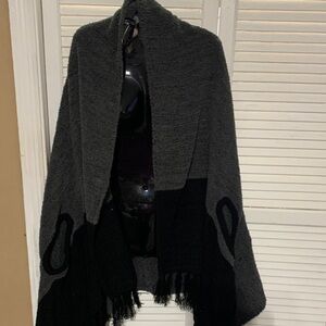 Elegant Black and Gray Women's Cape